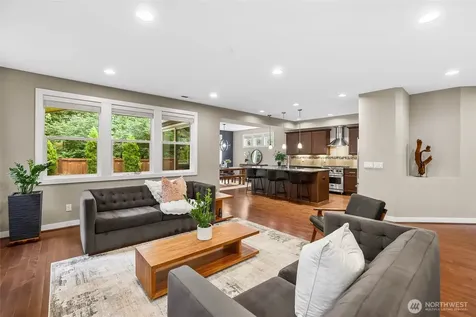 1601 NE Falls Drive Issaquah WA 98029