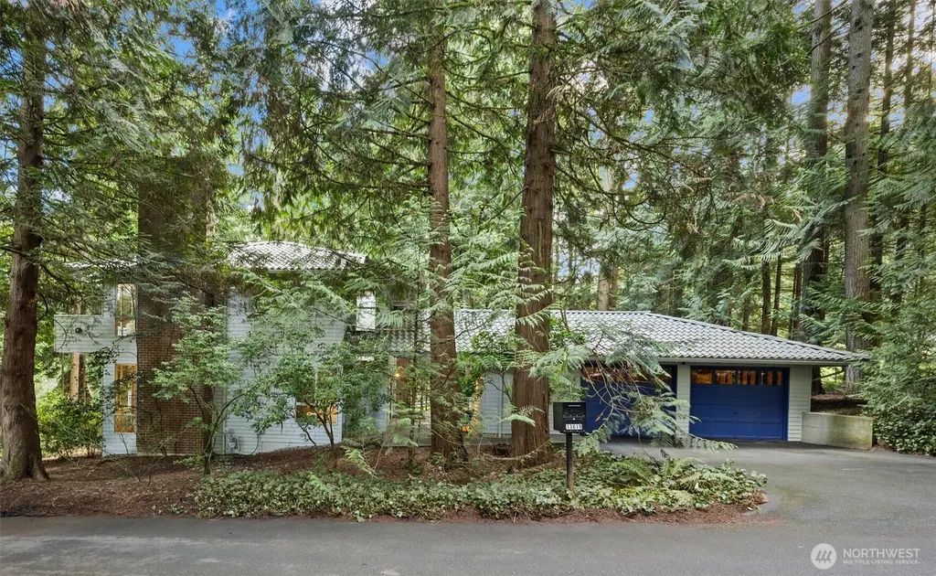 13619 NE 28th Street Bellevue WA 98005