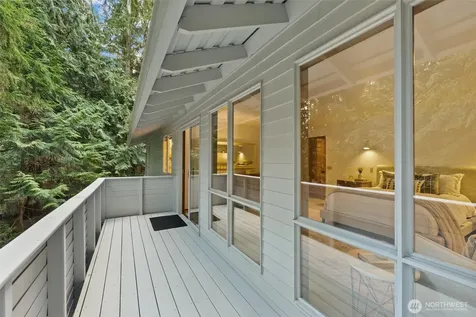 13619 NE 28th Street Bellevue WA 98005
