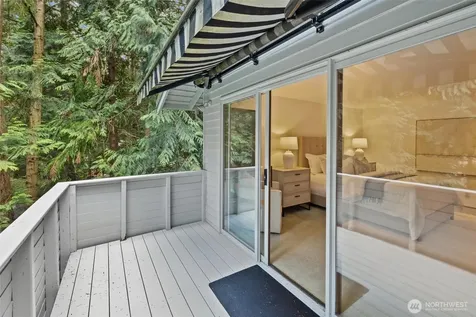 13619 NE 28th Street Bellevue WA 98005