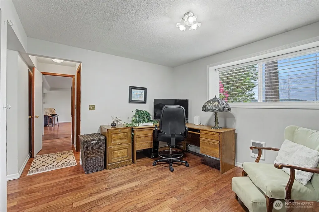 1611 Ham Hill Road Centralia WA 98531