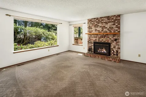 10218 SW Tillicum Lane Vashon WA 98070