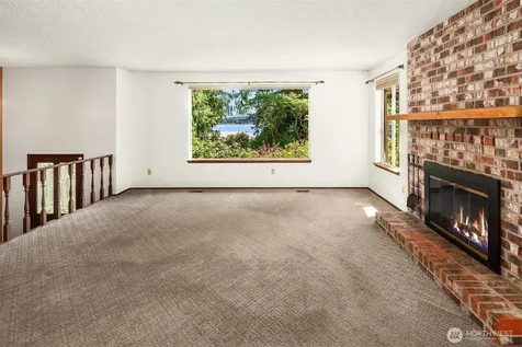 10218 SW Tillicum Lane Vashon WA 98070