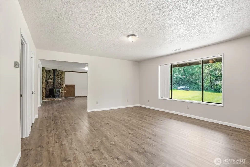 671 Ragland Road Longview WA 98632