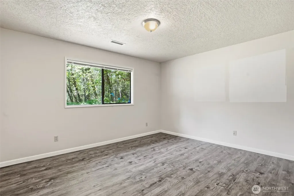 671 Ragland Road Longview WA 98632