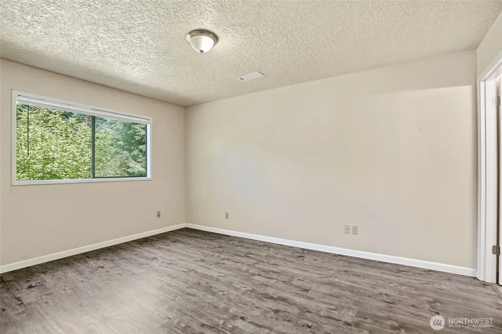 671 Ragland Road Longview WA 98632