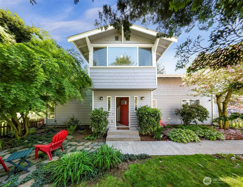 6874 Golf View Drive Lynden WA 98264