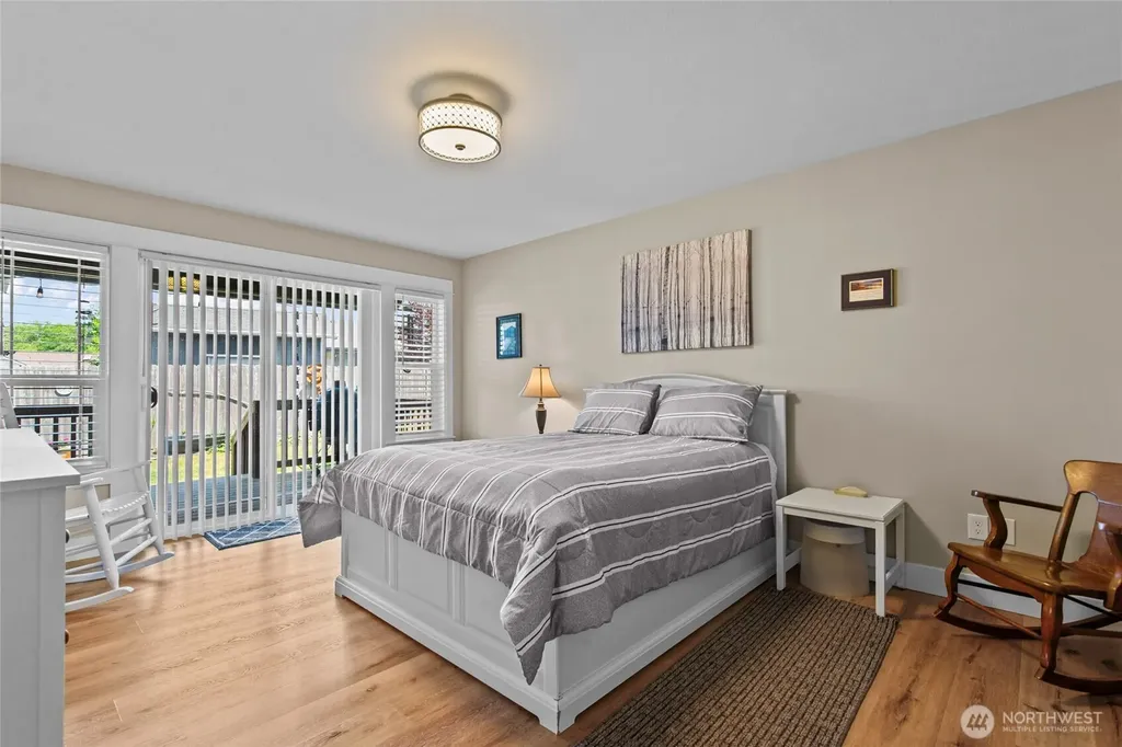 118 Mark Court SE Ocean Shores WA 98569