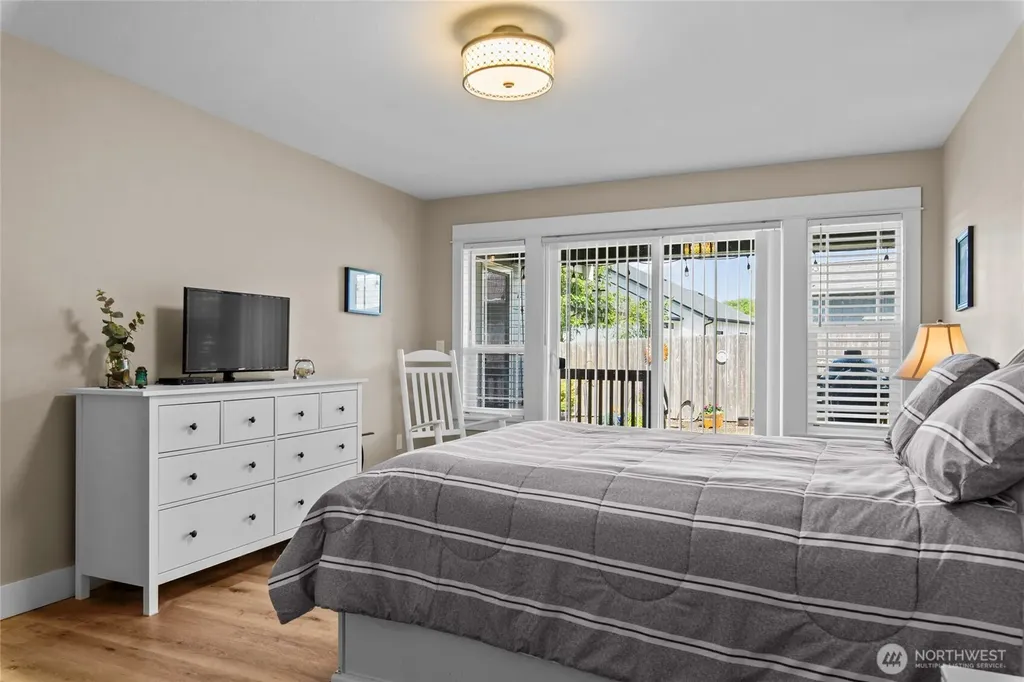 118 Mark Court SE Ocean Shores WA 98569
