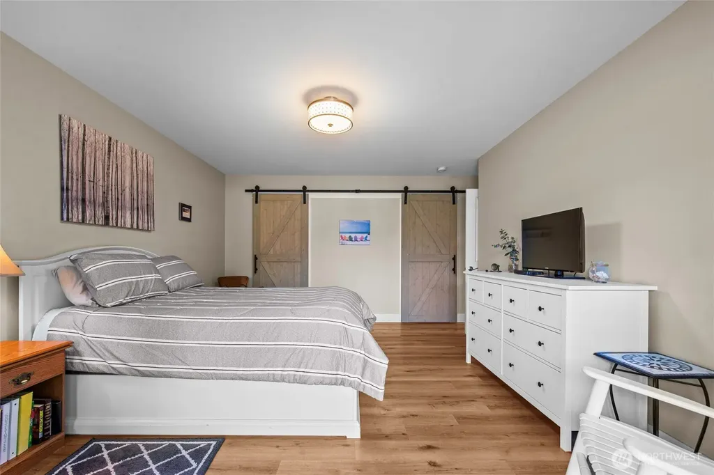 118 Mark Court SE Ocean Shores WA 98569