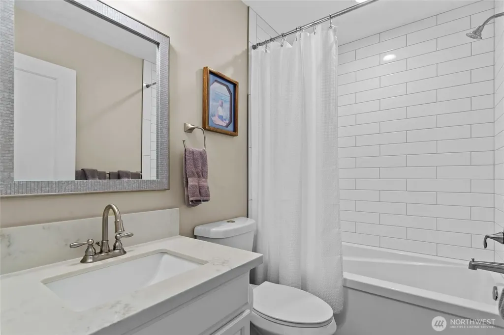 118 Mark Court SE Ocean Shores WA 98569