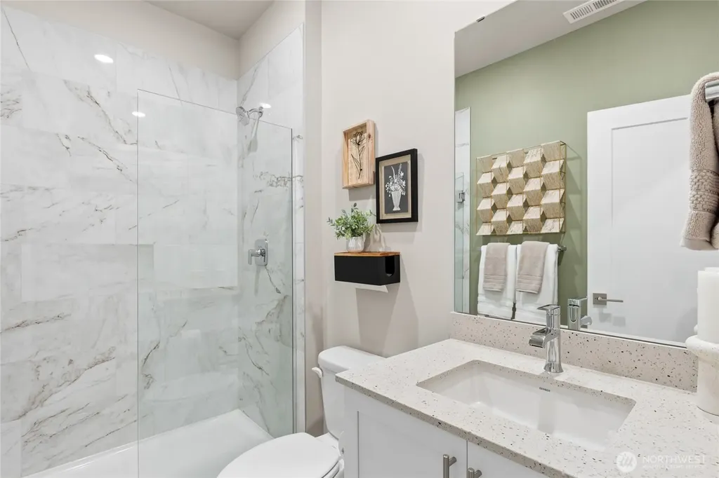 4904 237th Court NE Issaquah WA 98029