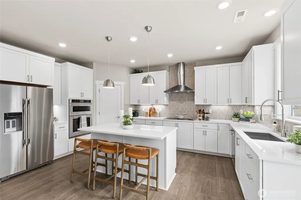 4904 237th Court NE Issaquah WA 98029