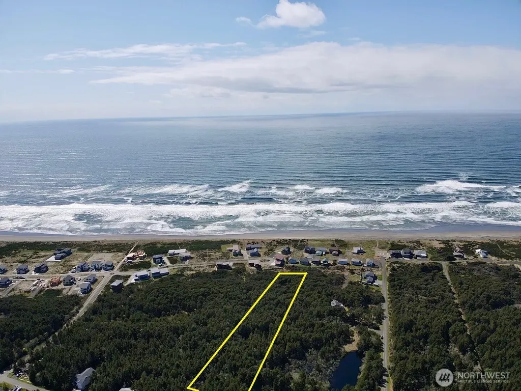 1007 Sand Castle Lane Westport WA 98595