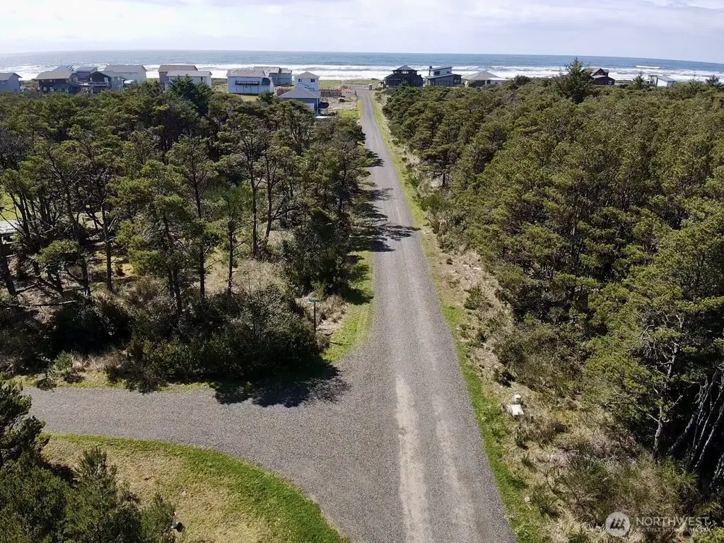 1007 Sand Castle Lane Westport WA 98595