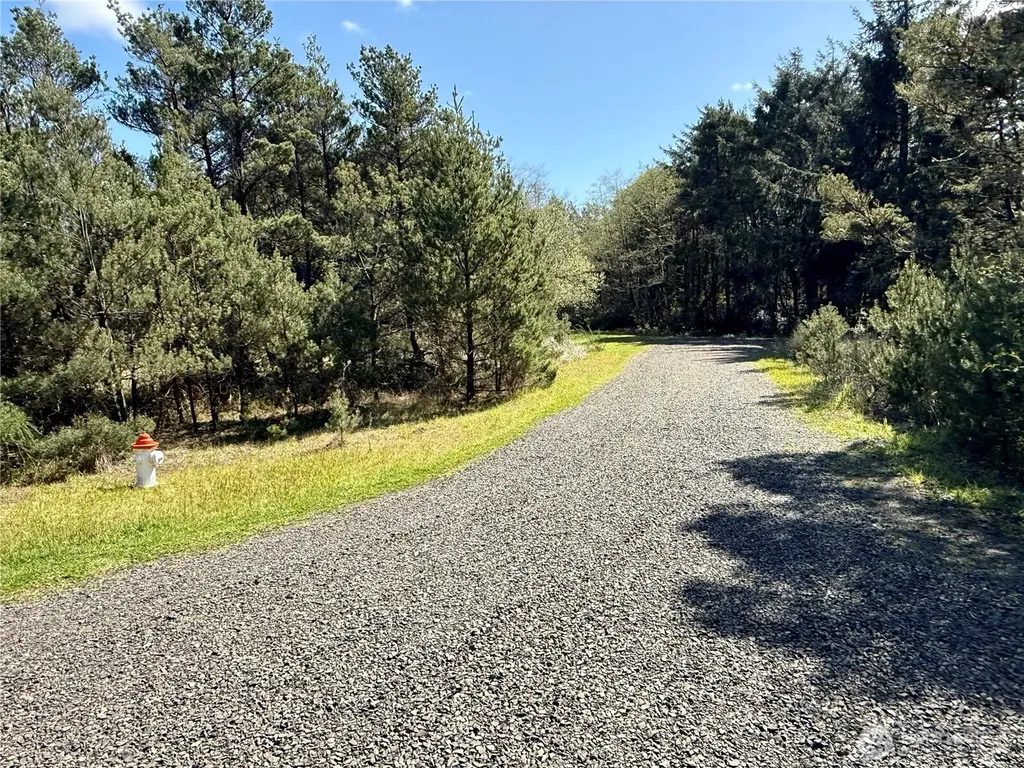 1007 Sand Castle Lane Westport WA 98595