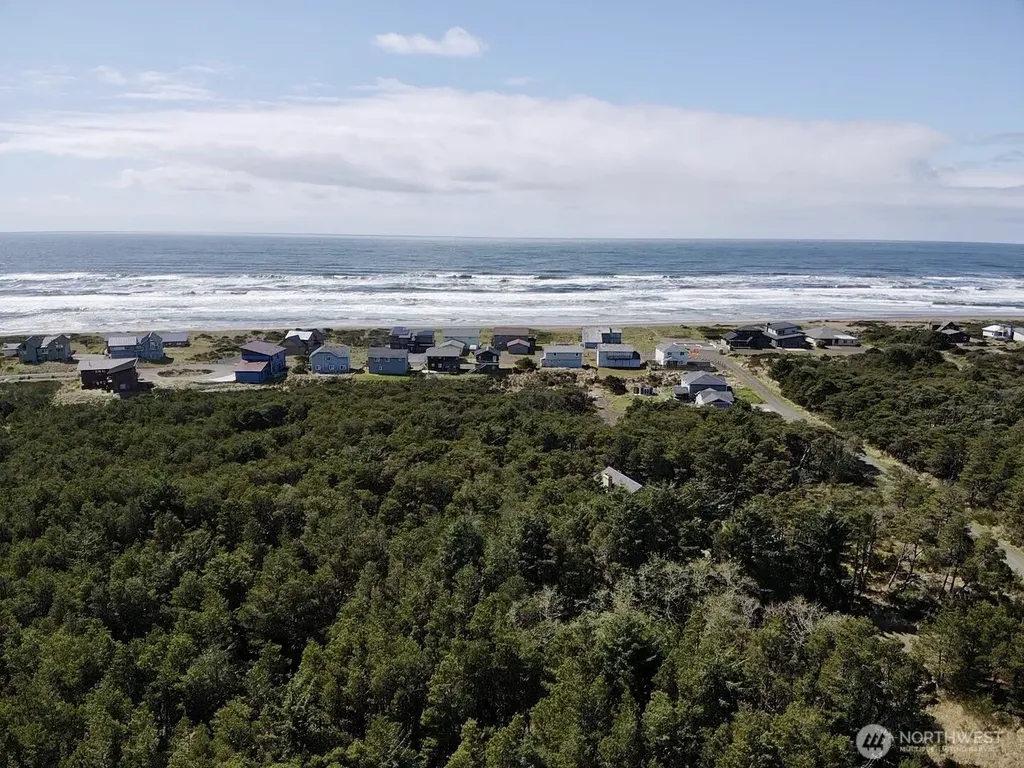1007 Sand Castle Lane Westport WA 98595