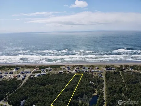 1007 Sand Castle Lane Westport WA 98595