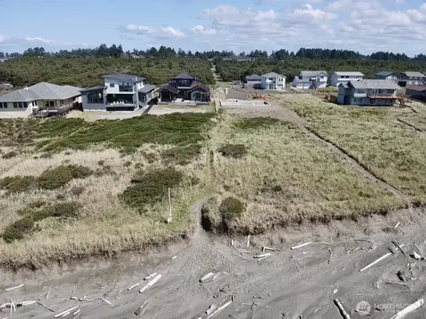 1007 Sand Castle Lane Westport WA 98595