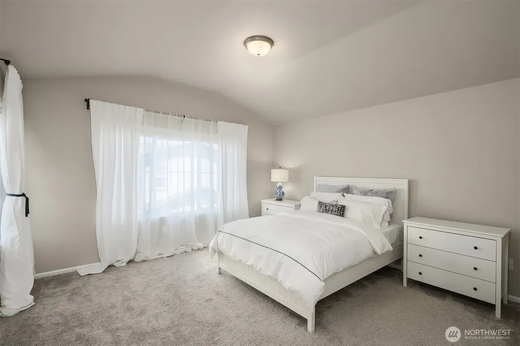 32948 SE Cottonwood Street Black Diamond WA 98010