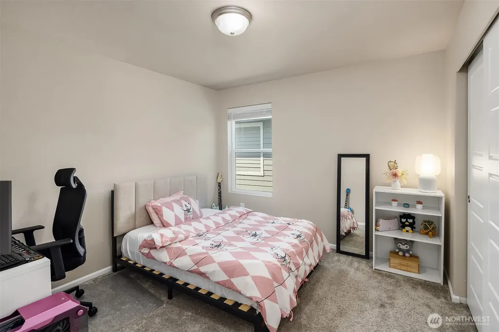 32948 SE Cottonwood Street Black Diamond WA 98010