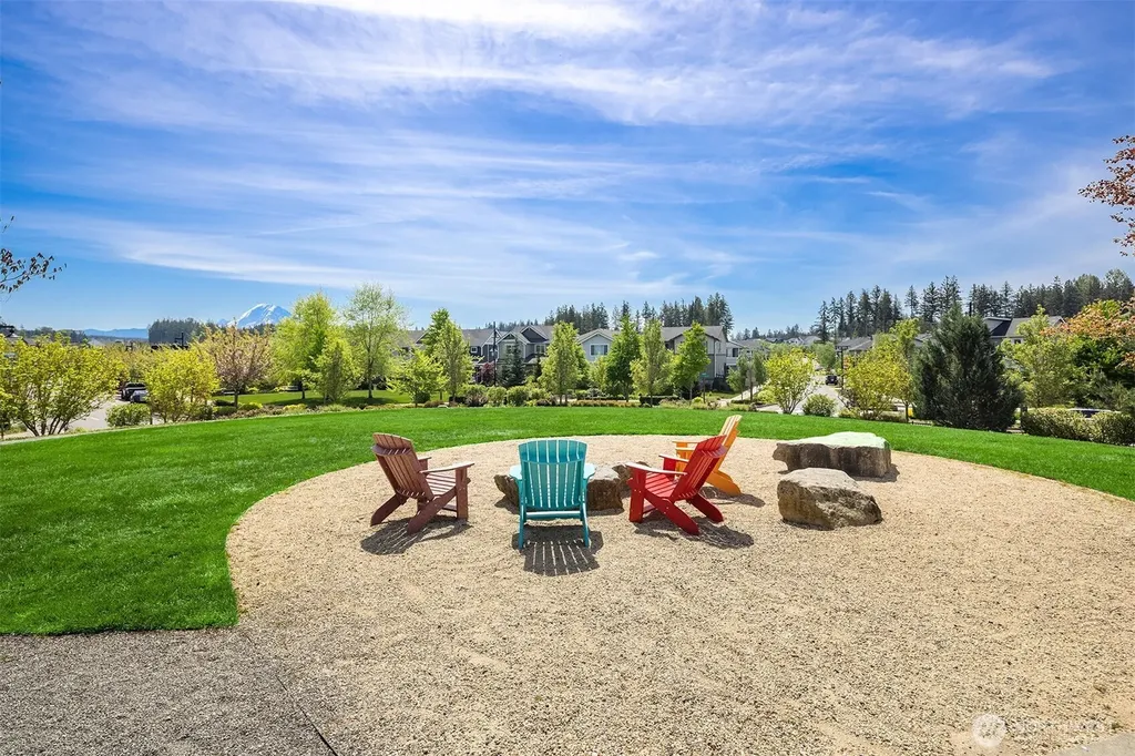 32948 SE Cottonwood Street Black Diamond WA 98010