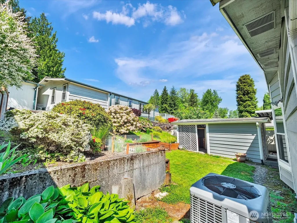 17235 119th Avenue NE Bothell WA 98011