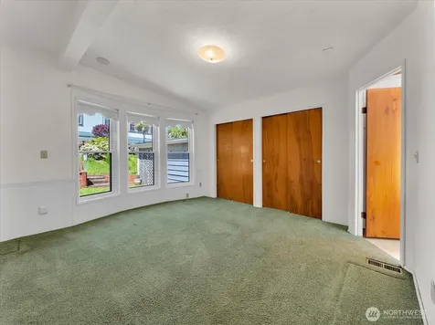 17235 119th Avenue NE Bothell WA 98011