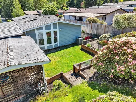 17235 119th Avenue NE Bothell WA 98011
