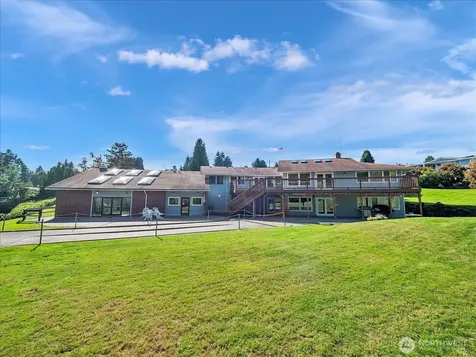 17235 119th Avenue NE Bothell WA 98011