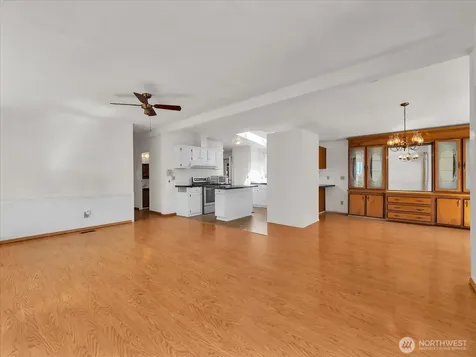 17235 119th Avenue NE Bothell WA 98011