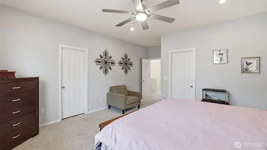6114 Montevista Drive SE Auburn WA 98092