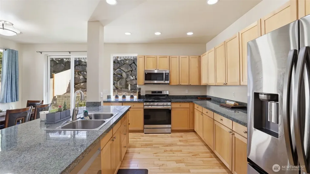 6114 Montevista Drive SE Auburn WA 98092