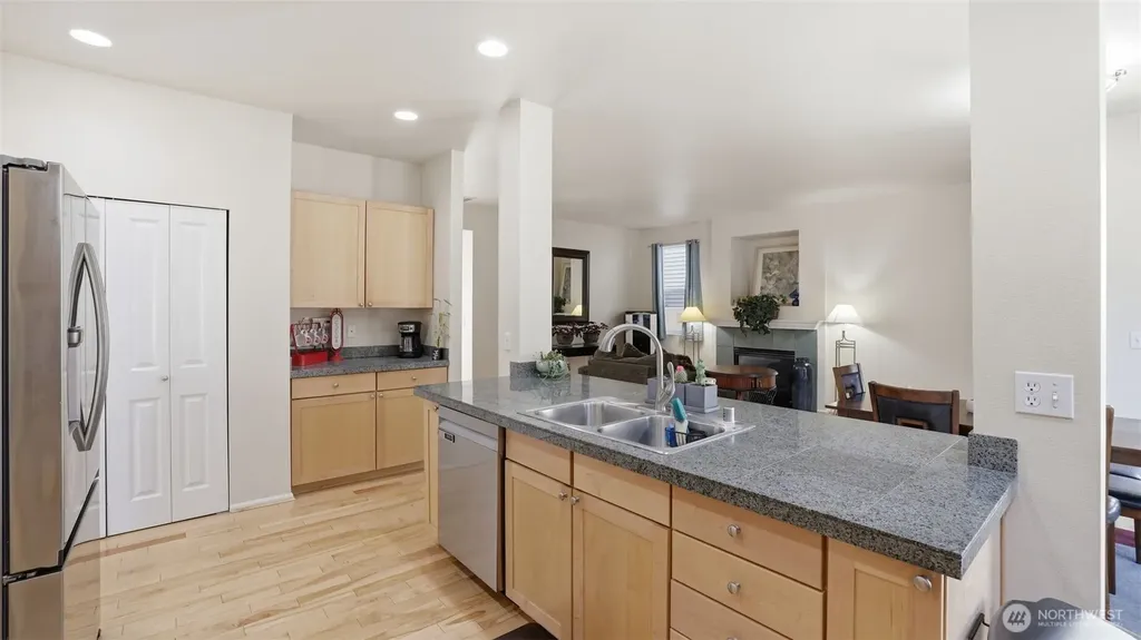 6114 Montevista Drive SE Auburn WA 98092