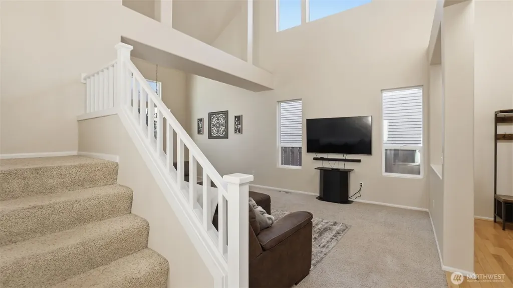 6114 Montevista Drive SE Auburn WA 98092