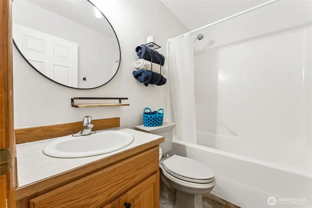 17903 Overlake Court SE Yelm WA 98597