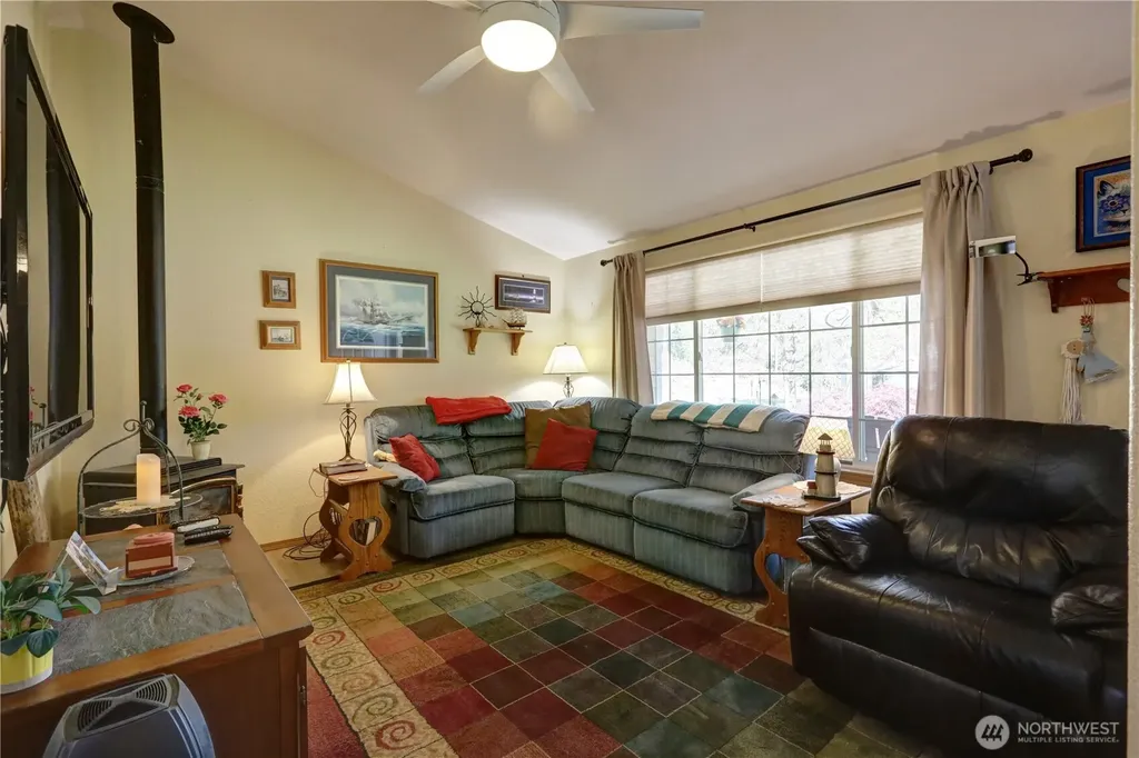1720 E Saint Andrews Drive N Shelton WA 98584