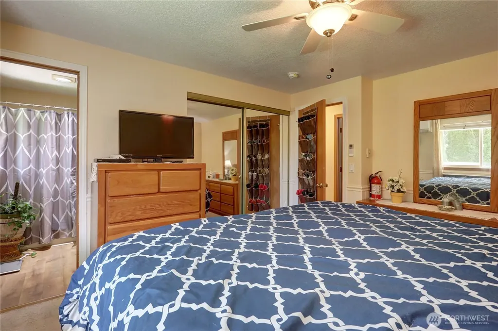 1720 E Saint Andrews Drive N Shelton WA 98584
