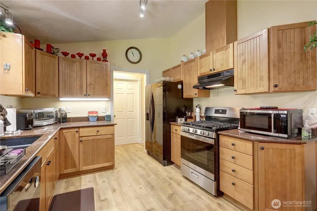 1720 E Saint Andrews Drive N Shelton WA 98584