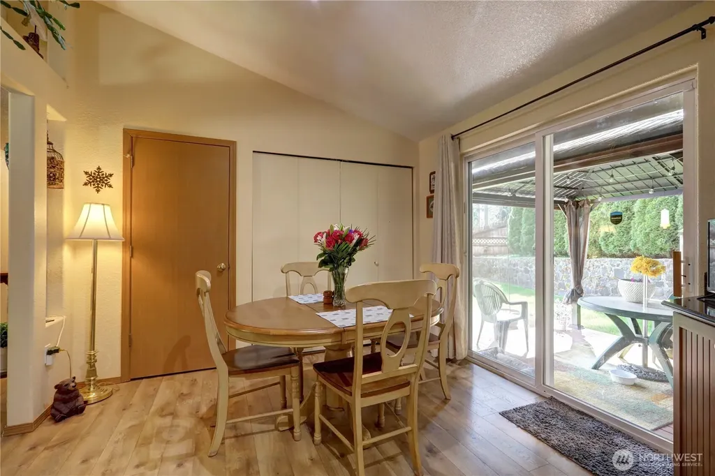 1720 E Saint Andrews Drive N Shelton WA 98584