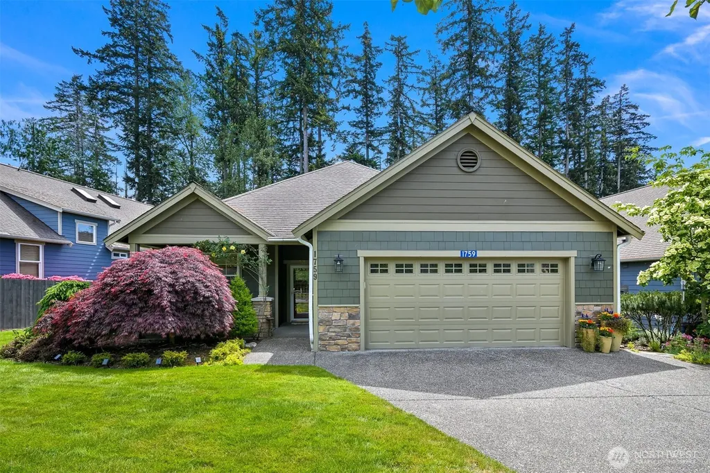1759 Grand Avenue Mount Vernon WA 98274