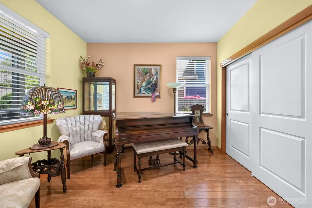 1759 Grand Avenue Mount Vernon WA 98274