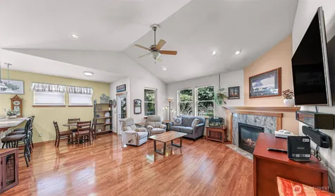 1759 Grand Avenue Mount Vernon WA 98274