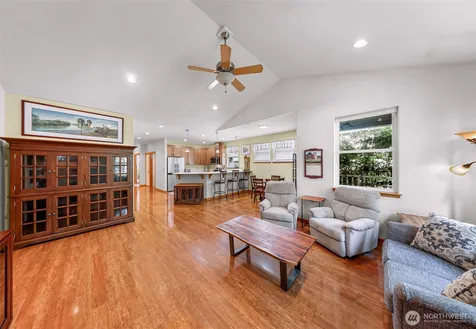 1759 Grand Avenue Mount Vernon WA 98274