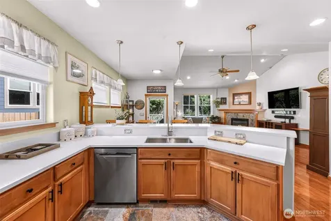 1759 Grand Avenue Mount Vernon WA 98274