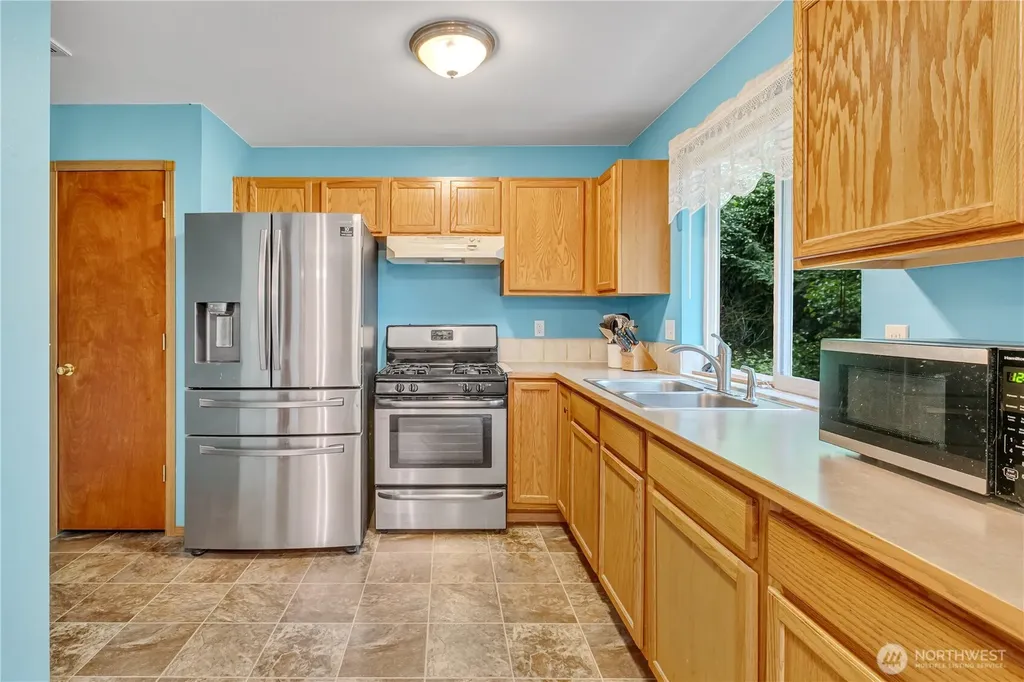4945 Bowwood Circle NE Bremerton WA 98310