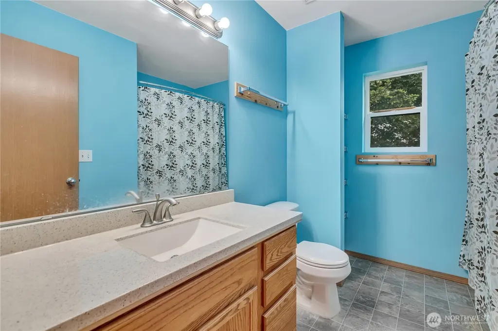 4945 Bowwood Circle NE Bremerton WA 98310