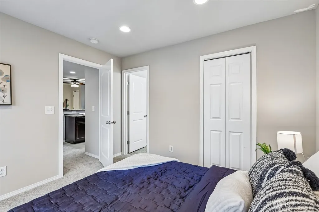 11747 64th Lane S Seattle WA 98178