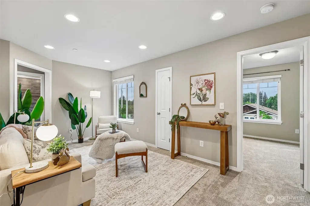 11747 64th Lane S Seattle WA 98178