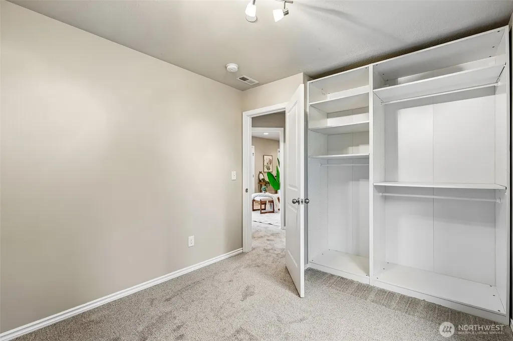 11747 64th Lane S Seattle WA 98178